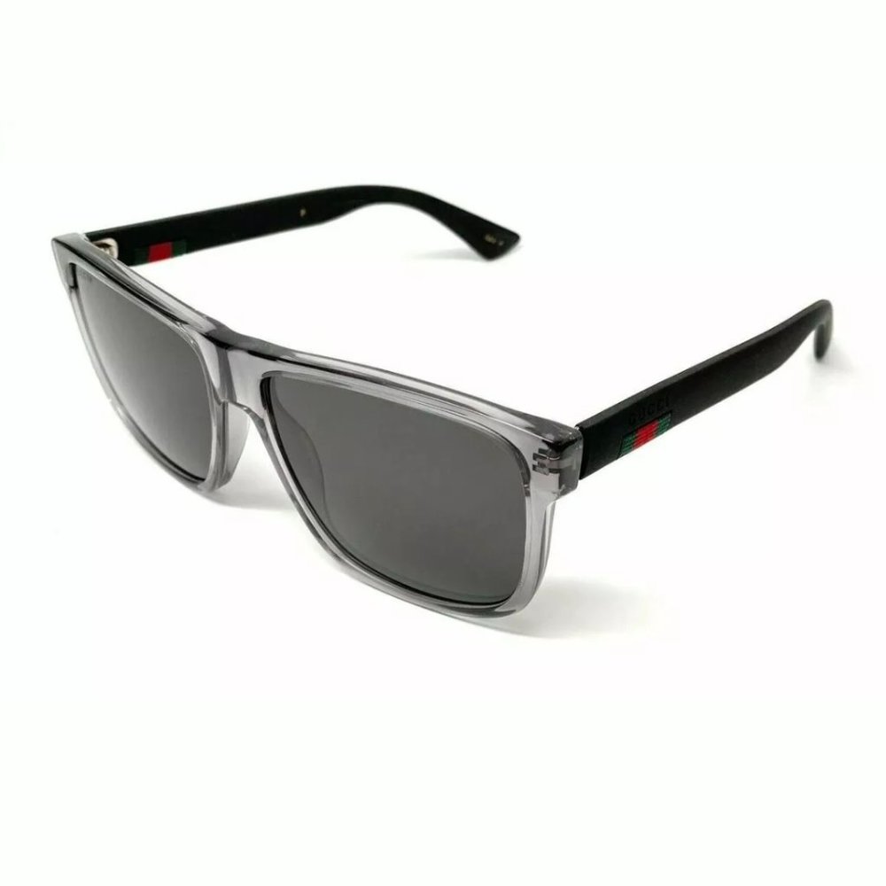 Gucci Men'sBlack and Grey Square Sunglasses!